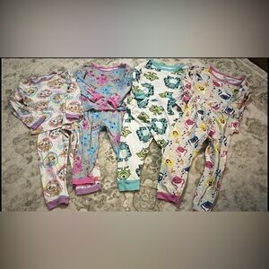 Popular character pyjama sets (4 sets)